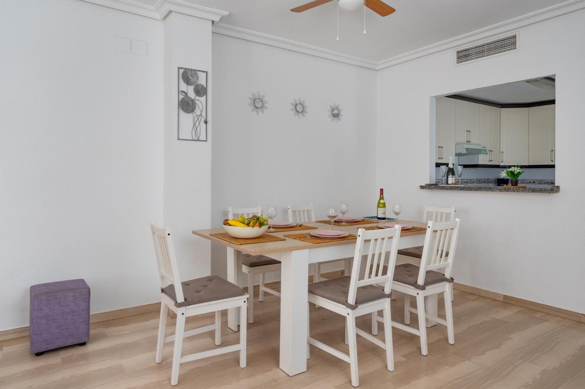 3 Bedroom, Sea Front & Sea View, Plunge Pool Фуэнхирола Экстерьер фото