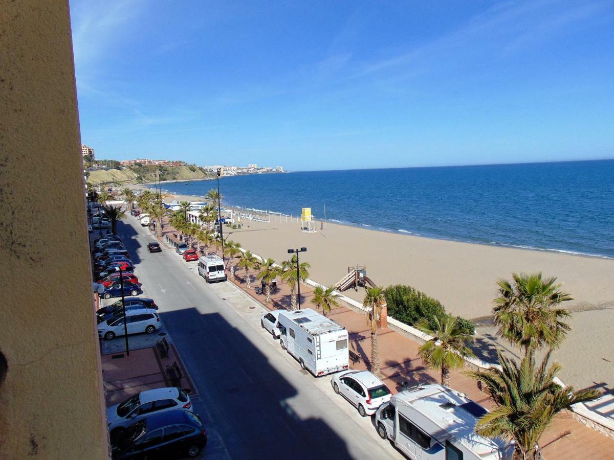 3 Bedroom, Sea Front & Sea View, Plunge Pool Фуэнхирола Экстерьер фото